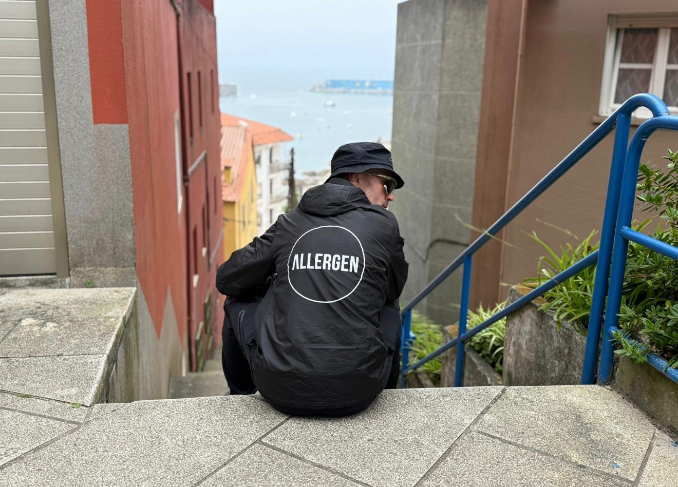 Limitovaná edice bundy ALLERGEN